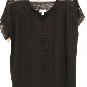 NY and Co. Black pleated blouse.